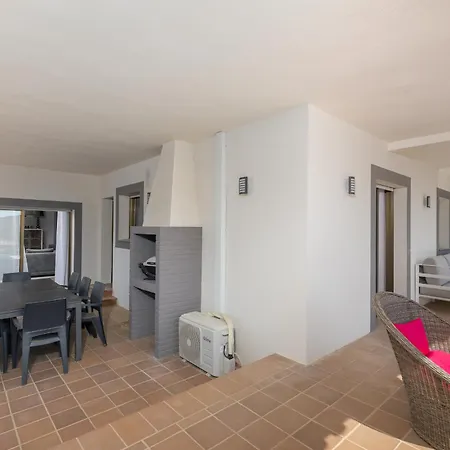 Villa Hauzify I Eugeni Ors *